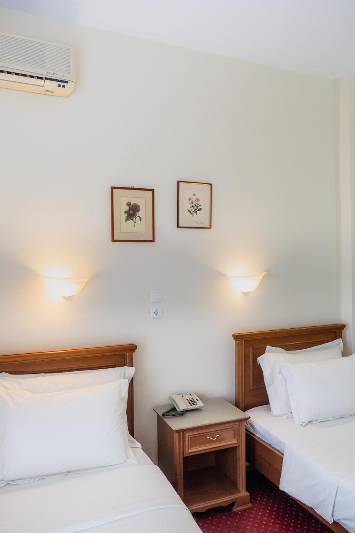 Hotel Elena Lárissa Quarto foto